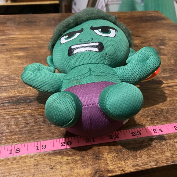 Marvel Hulk mask and beanie baby Hulk - Picture 5 of 9